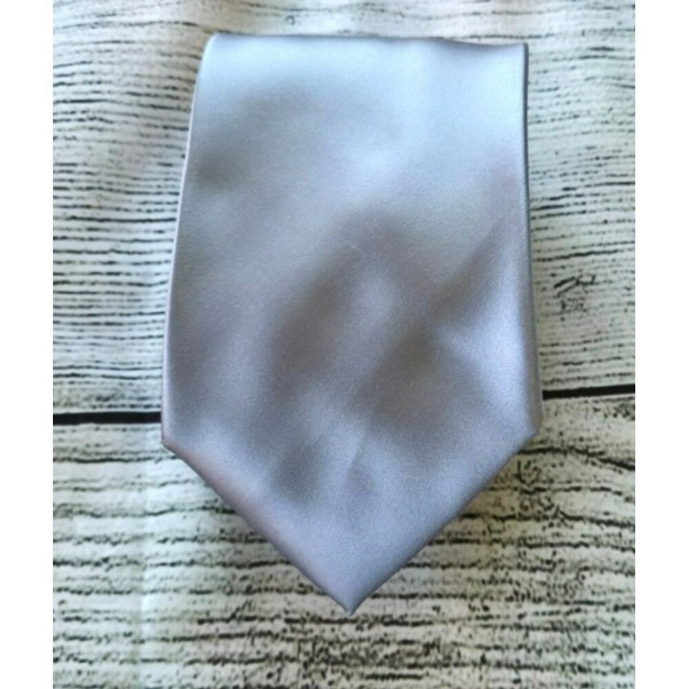 Van Heusen Men's Silver tie Polyester Casual/Business/Traditional Tie